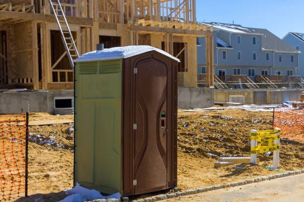 Best Portable bathroom rental  in Versailles, KY